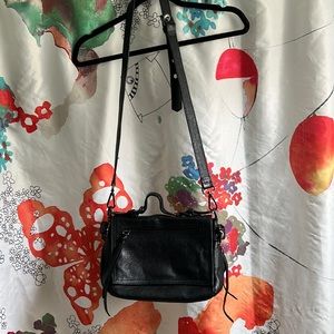 Black leather Alessandro Mari shoulder bag